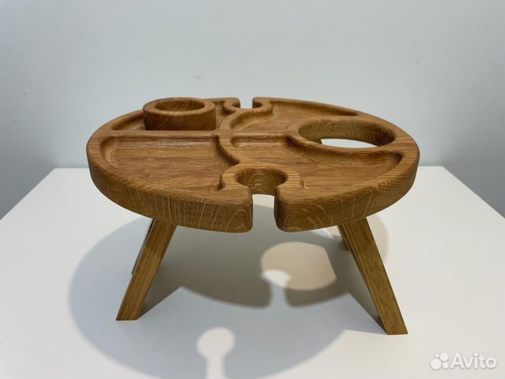 Подставка под вино с бокалами