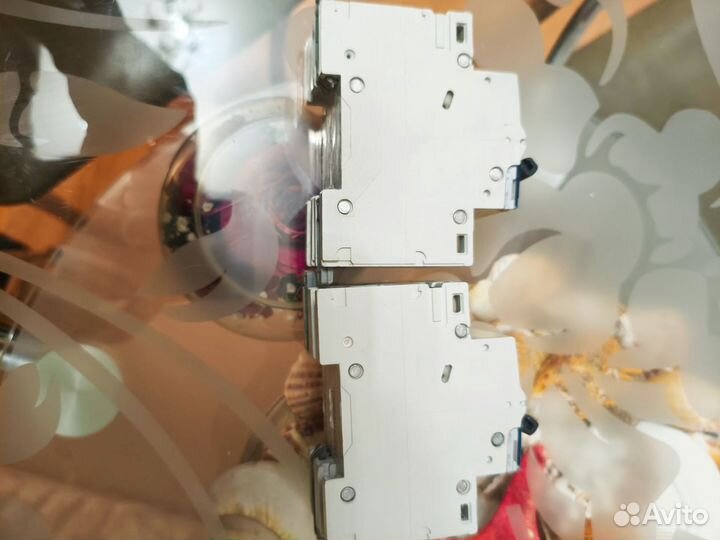 Автоматический выключатель legrand усиленный