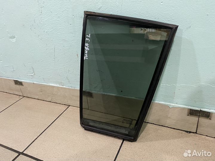 Стекло треугольник заднее левое Nissan tiida C11