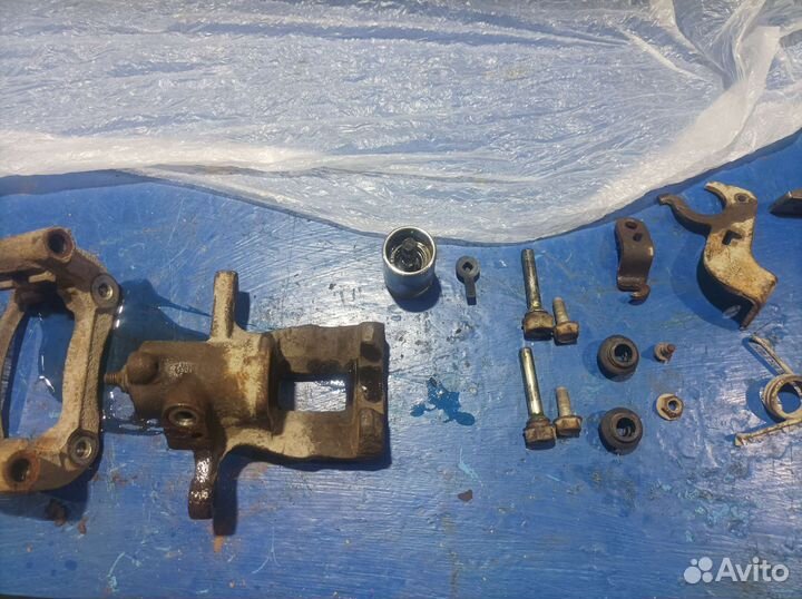 Тормозной суппорт Hyundai Solaris