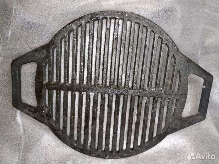Решетка для барбекю. Решетка чугунная для гриля