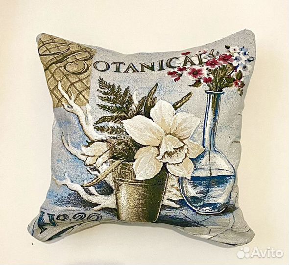 Подушки гобелен наволочки новые