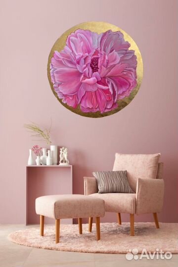 Пионы картина маслом на круглом холсте с золотом