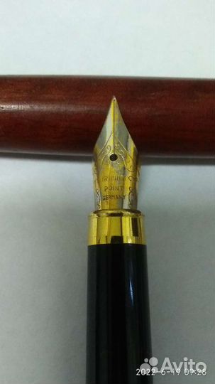 Перьевая ручка