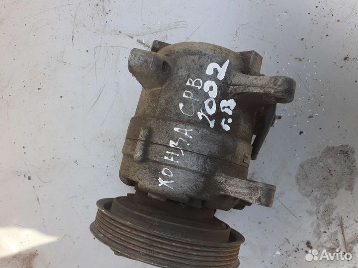 Компрессор кондиционера Honda CR-V