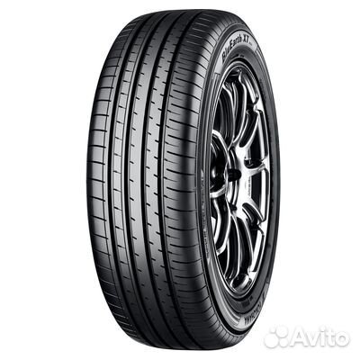 Yokohama BluEarth-XT AE61 215/60 R17 96V
