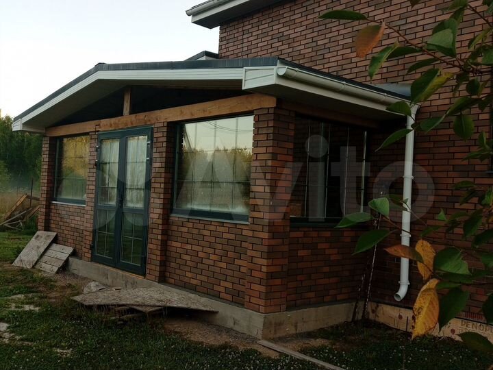 Дом 190 м² на участке 38 сот.