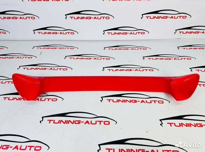 Спойлер на верх Nissan Juke