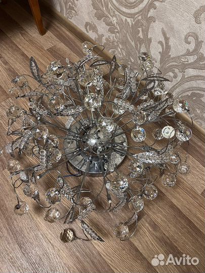 Люстра потолочная