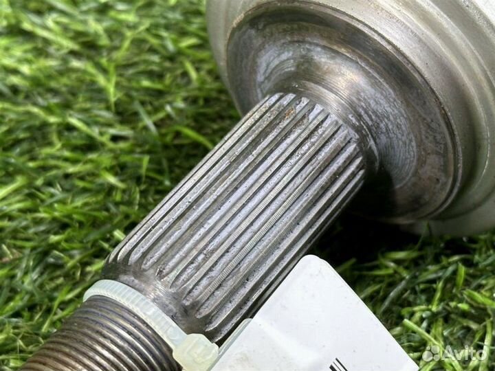 Привод 70 т. км передний левый Toyota Prius ZVW30