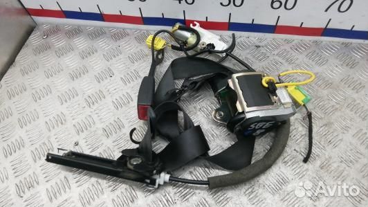 Ремень безопасности с пиропатроном сиденья передне