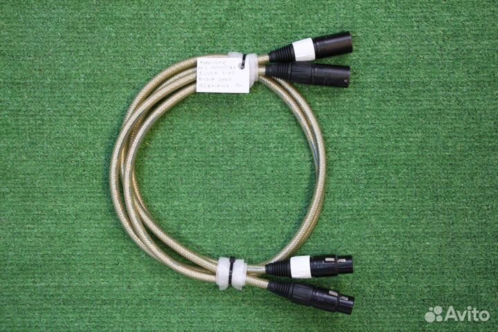 Monitor Symmetry Silver Line, Germany