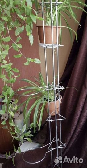 Стойка для цветов металлическая от пола до потолка