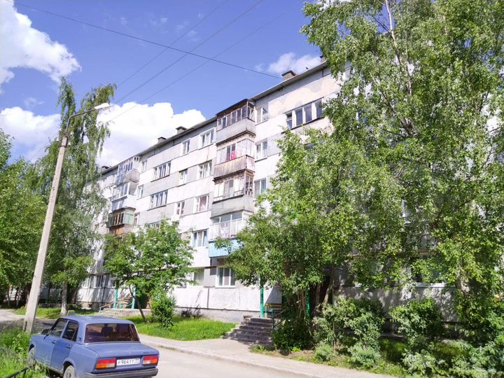 2-к. квартира, 48 м², 1/5 эт.