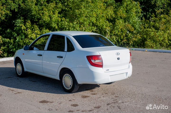 LADA Granta, 2013