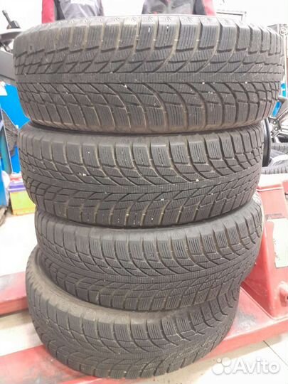 Kumho WinterCraft Ice Wi51 205/60 R16 96T