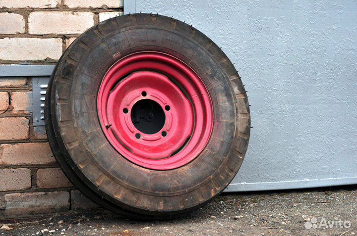 Колесо переднее на трактор т-16