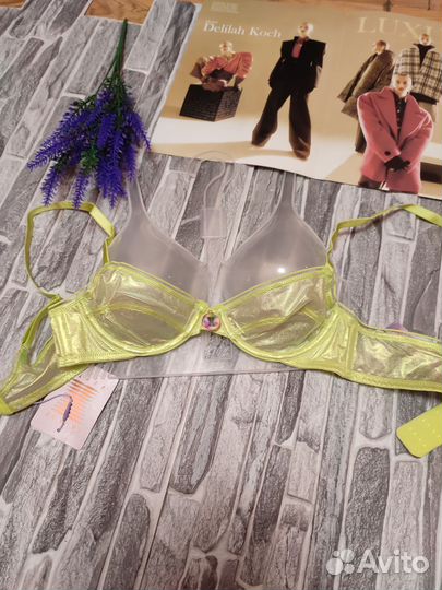 Комплект нижнего белья 70А, трусы 44