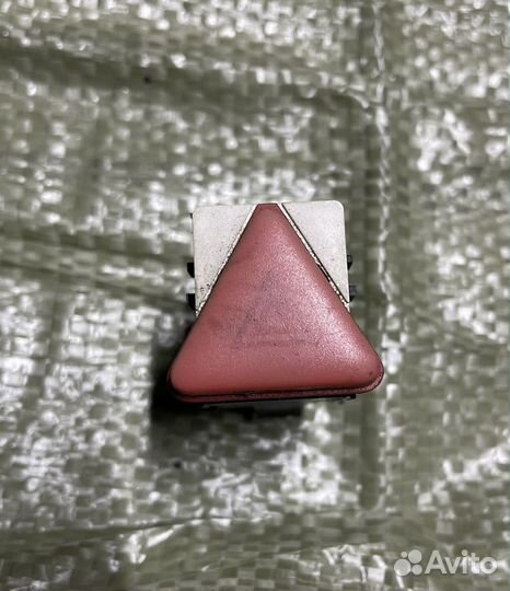 Кнопка аварийного сигнала Skoda Fabia 1.4 AUB 2001