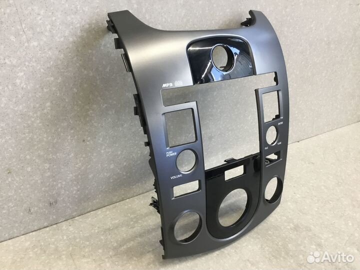 Рамка магнитолы Kia Cerato 2009-2013