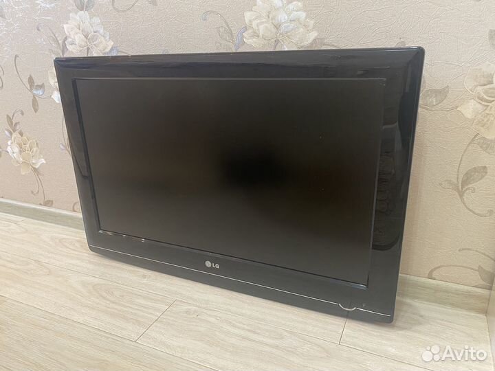 Телевизор LG 32