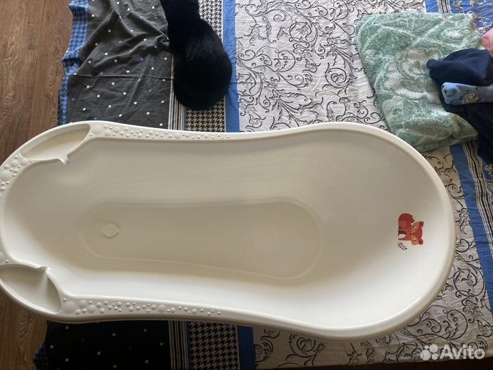 Ванночка для купания новорожденного