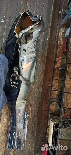 Крыло заднее правое mazda demio 2014