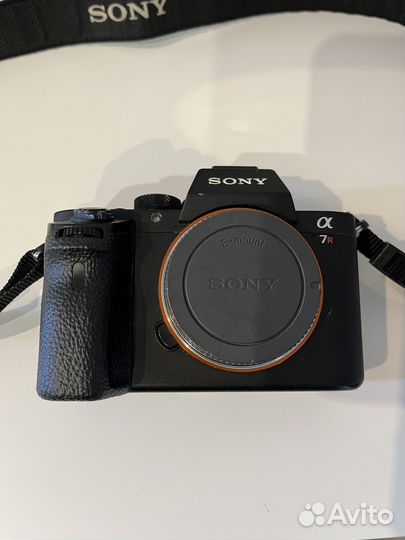 Sony a7r II +2 объектива торг уместен