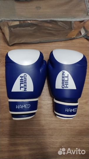 Боксерские перчатки 10 oz green hill