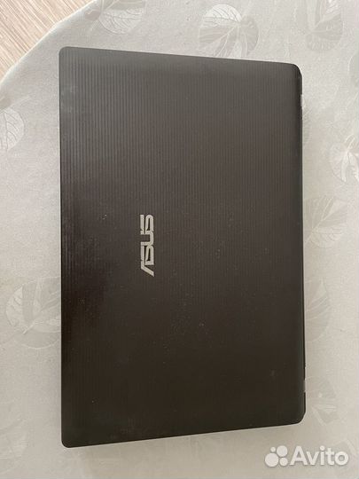 Ноутбук asus