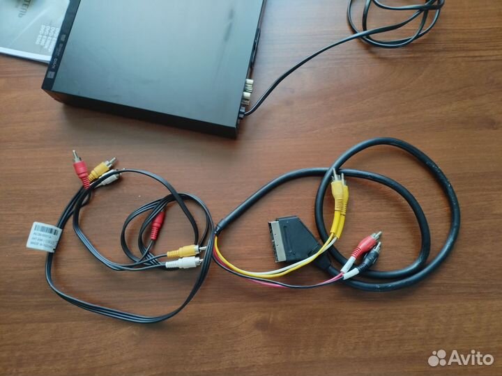 DVD проигрыватель Samsung DVD e360