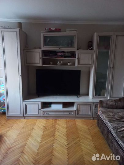 Стенка в гостиную бу