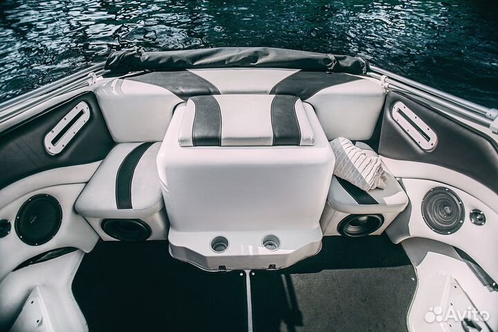 Катер mariah SX 18