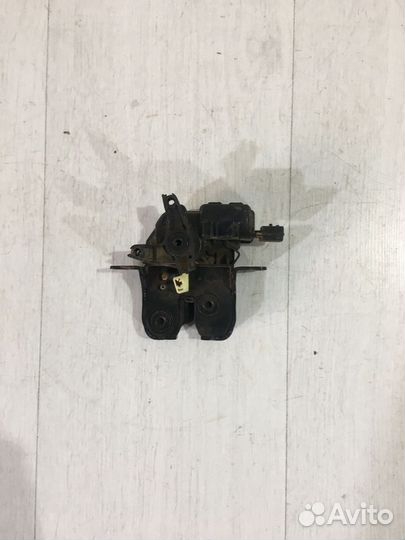 Замок багажника LADA vesta 1.6 мт седан