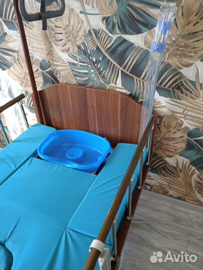 Кровать медицинская для лежачих больных