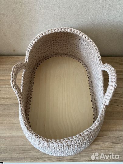 Вязаная люлька для куклы