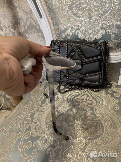 Солнцезащитные очки