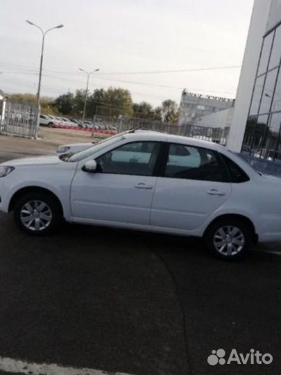 LADA Granta 1.6 МТ, 2023, 200 км