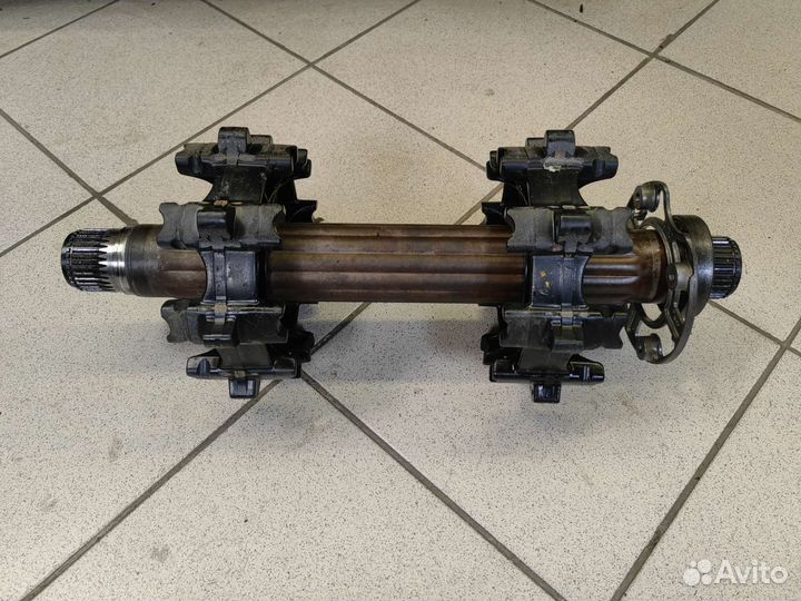 Вал привода гусеницы BRP ski-doo Summit