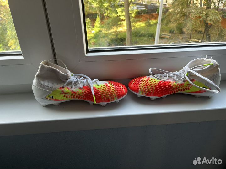 Бутсы adidas predator freak