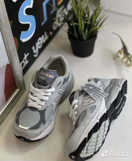 Кроссовки New balance 990v3