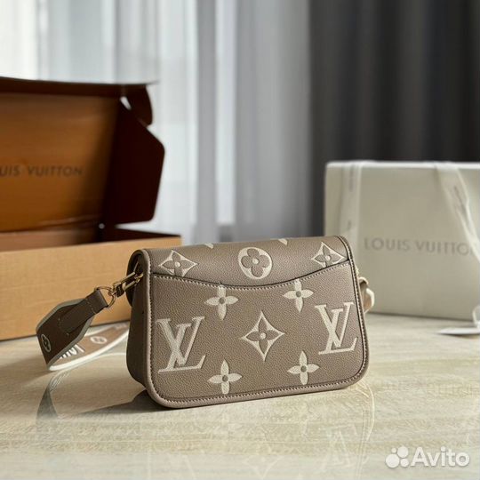 Сумка Louis Vuitton