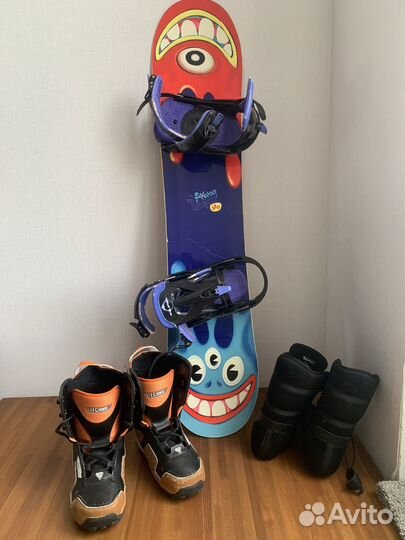 Сноуборд + крепление + ботинки(все детское)