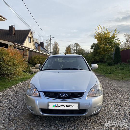LADA Priora 1.6 МТ, 2011, 200 000 км