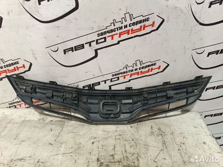 Решетка радиатора honda FIT GP1 GP4 hybrid 71120TF2901 XA4663Z