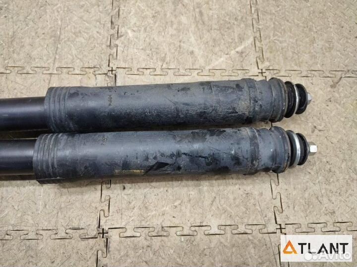 Амортизатор задний toyota prius