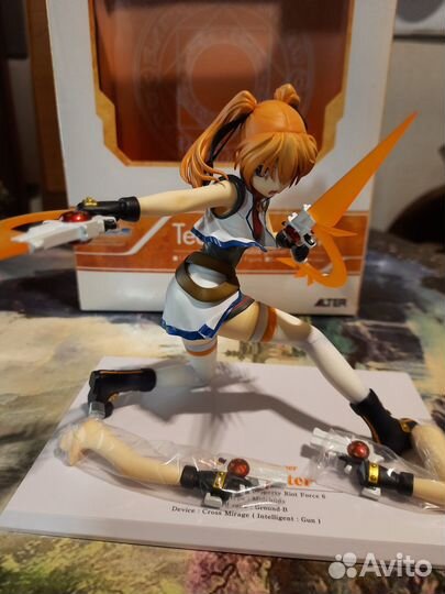 Аниме фигурка