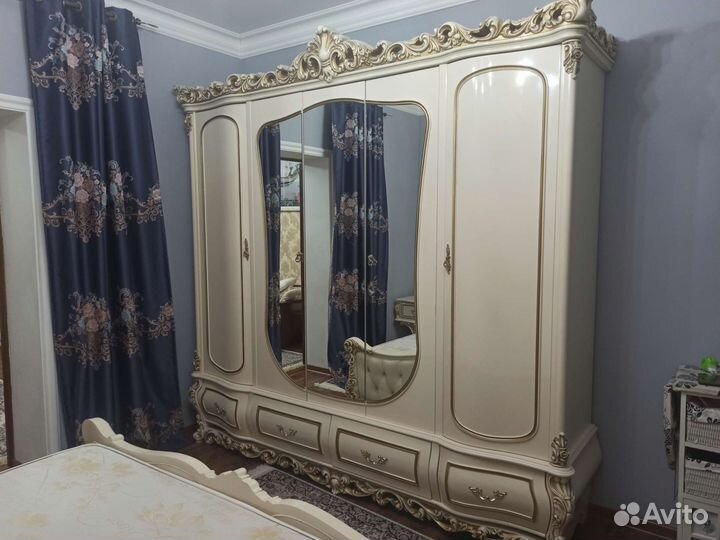 Спальный гарнитур бу