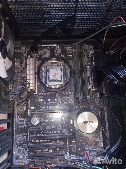 Системный блок (корпус, мат.плата, озу, процессор)