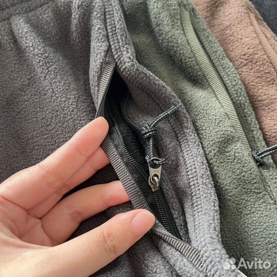 Спортивные штаны флисовые